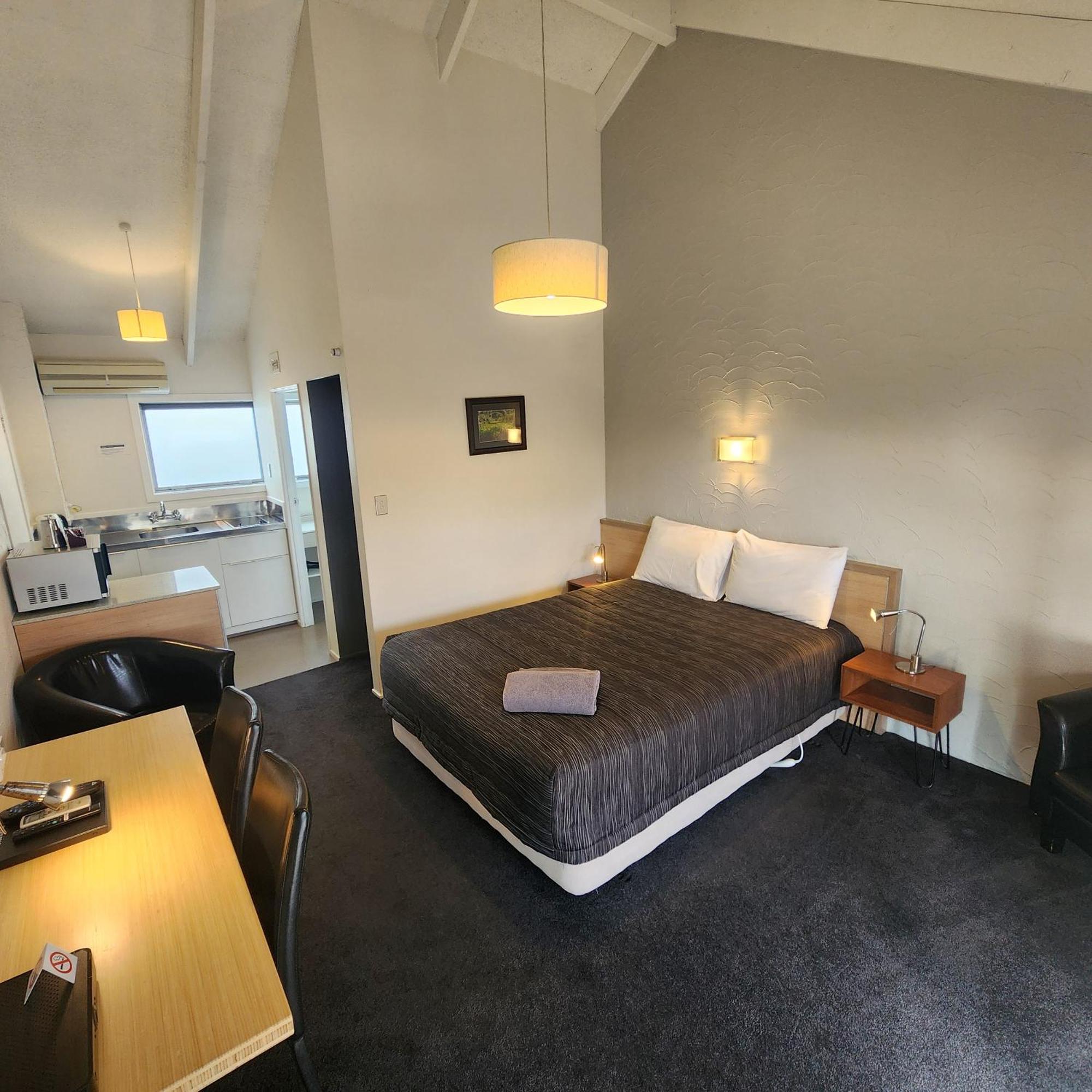 16 Northgate Motor 4*