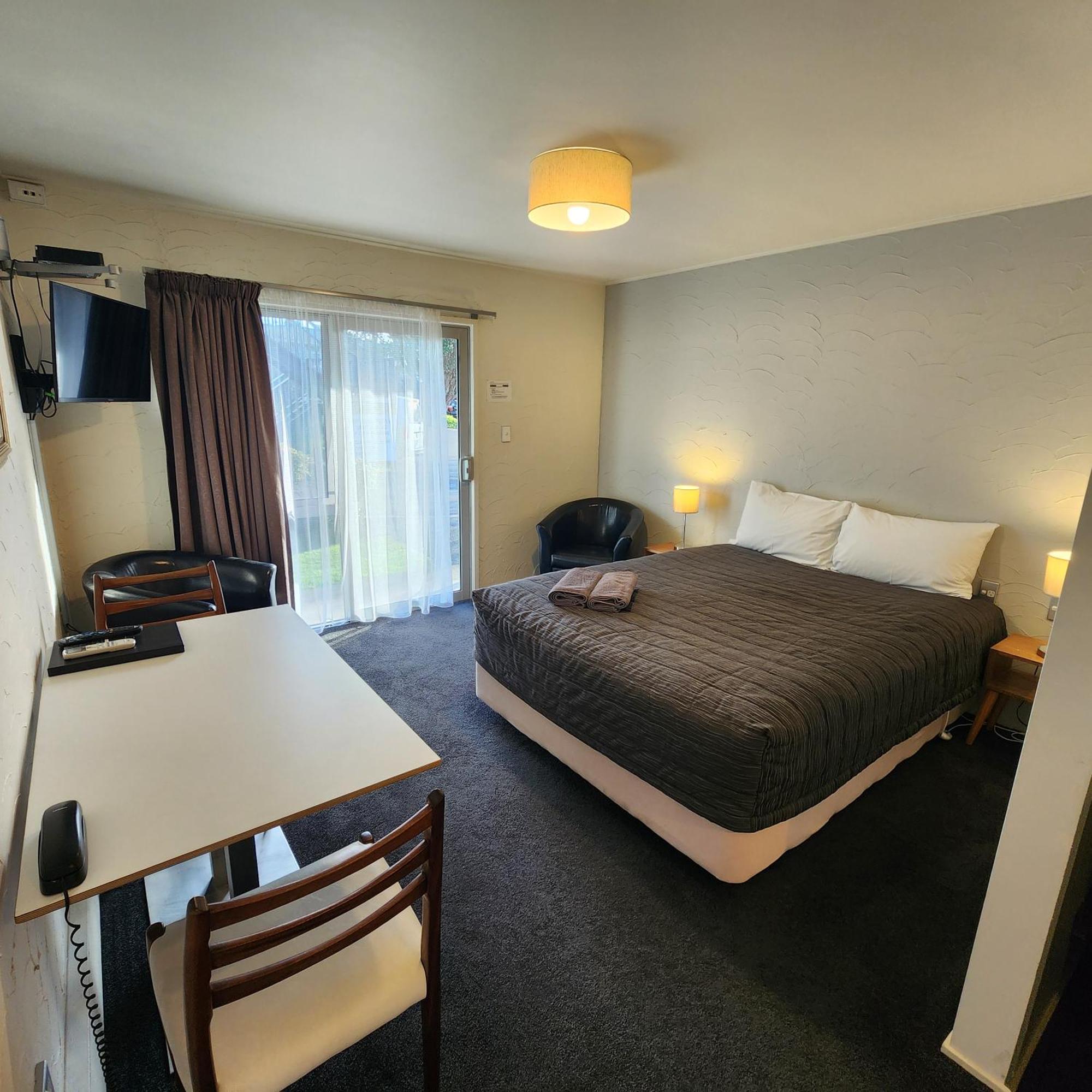 16 Northgate Motor Motel